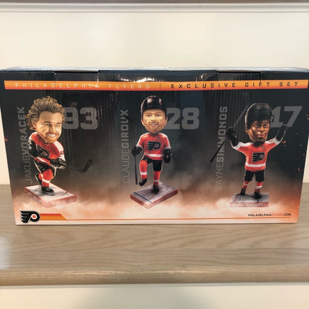 Flyers bobble heads
